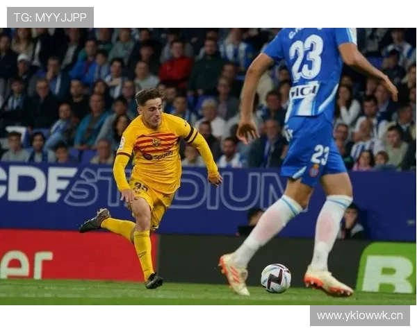 巴萨重建方向模糊，近期表现混乱对赛季走势形成制约