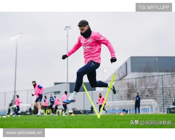 曼城进攻效率近期表现波动,对联赛争冠形势带来阶段性影响 曼城进攻效率近期表现波动,对联赛争冠形势带来阶段性影响