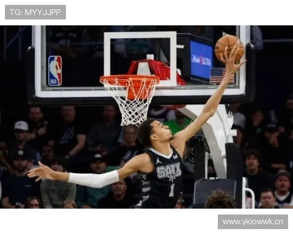 特纳护框效率领跑全联盟，内线威慑改变对手进攻选择